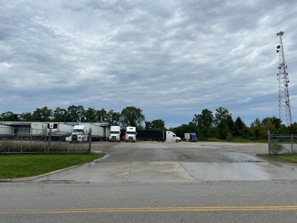 Commercial truck entrance and secured yard